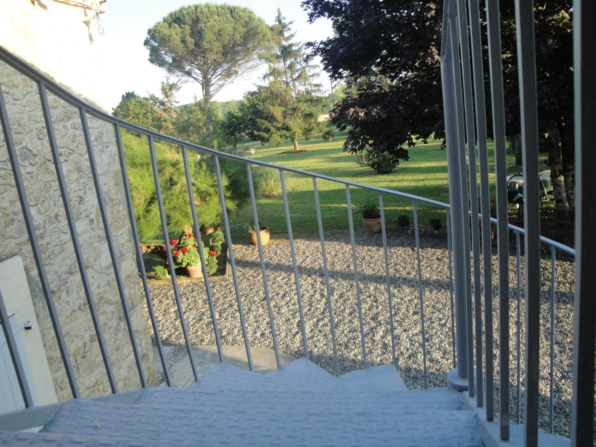 Domaine De Poudos Bed & Breakfast Auterive  Ruang foto