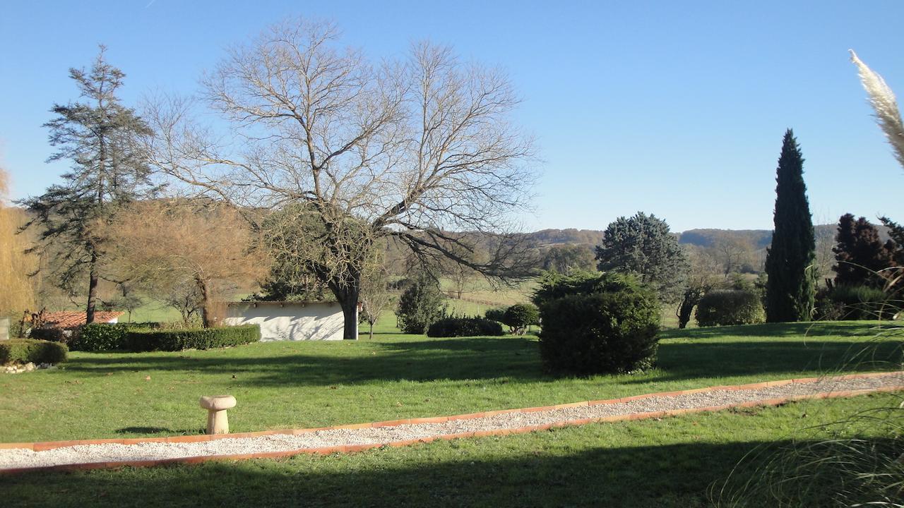 Domaine De Poudos Bed & Breakfast Auterive  Bagian luar foto